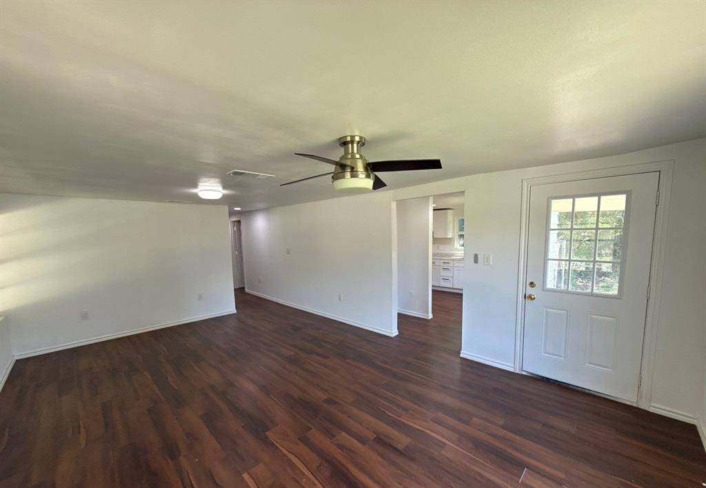 711 Dubois Street, Denison, TX 75020