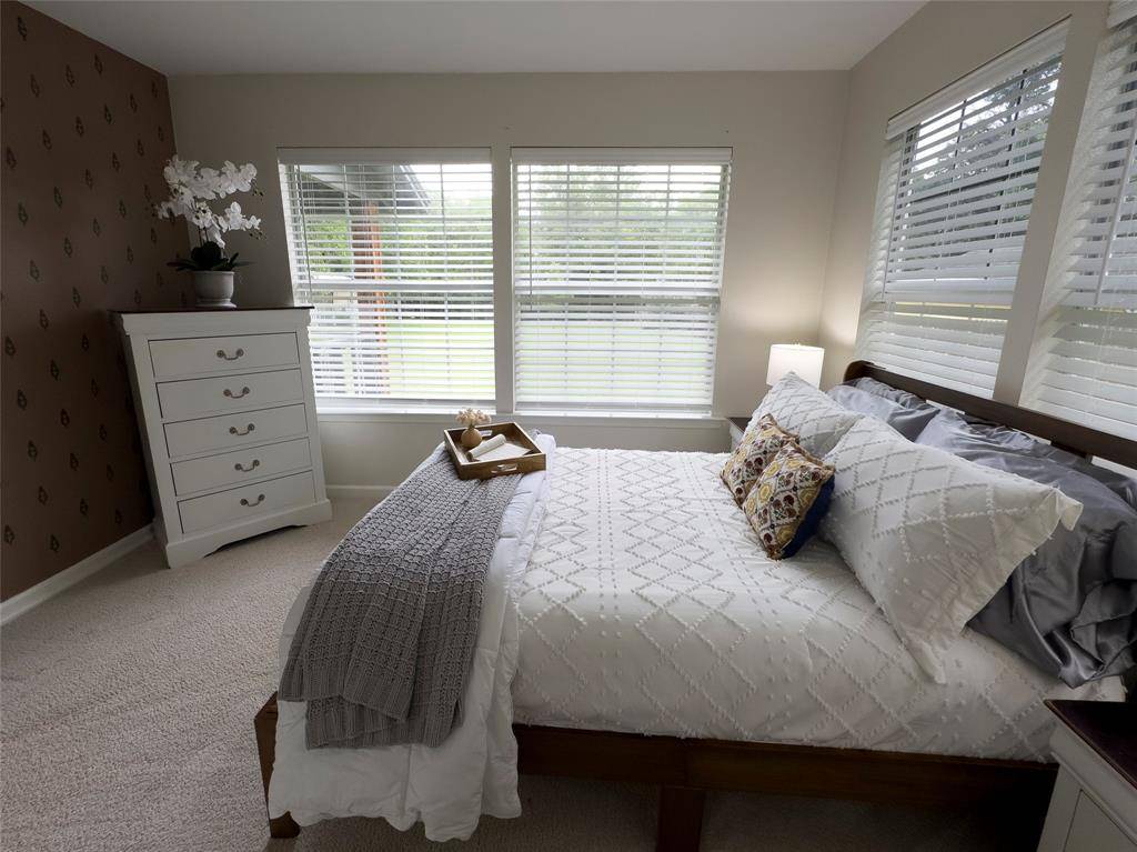 1016 W Collins Street, Denton, TX 76201