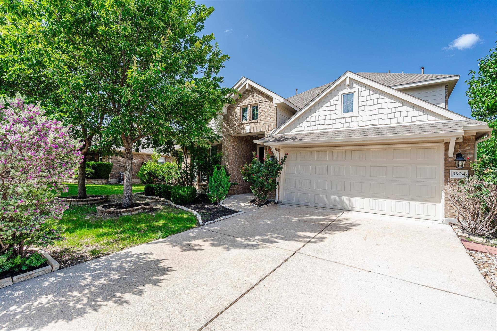 3304 Mendips LN, Pflugerville, TX 78660