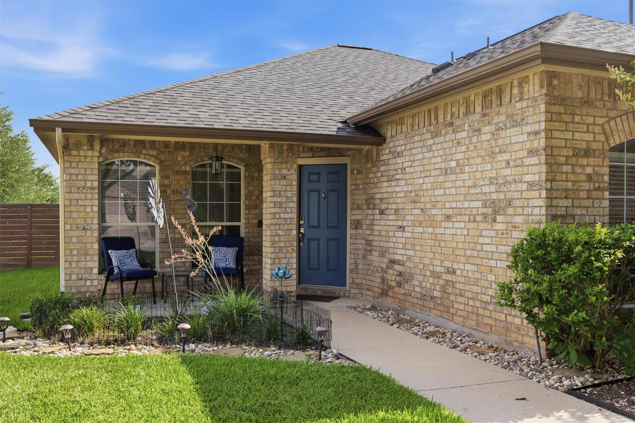 1215 Utopia LN, Hutto, TX 78634