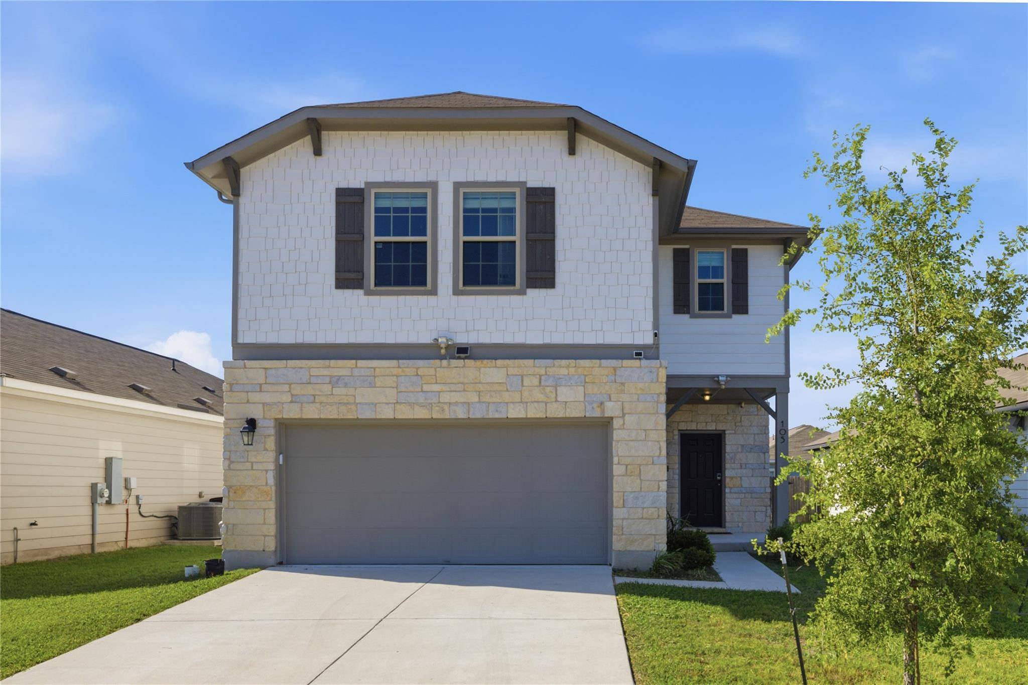 105 Quiet Man DR, Jarrell, TX 76537