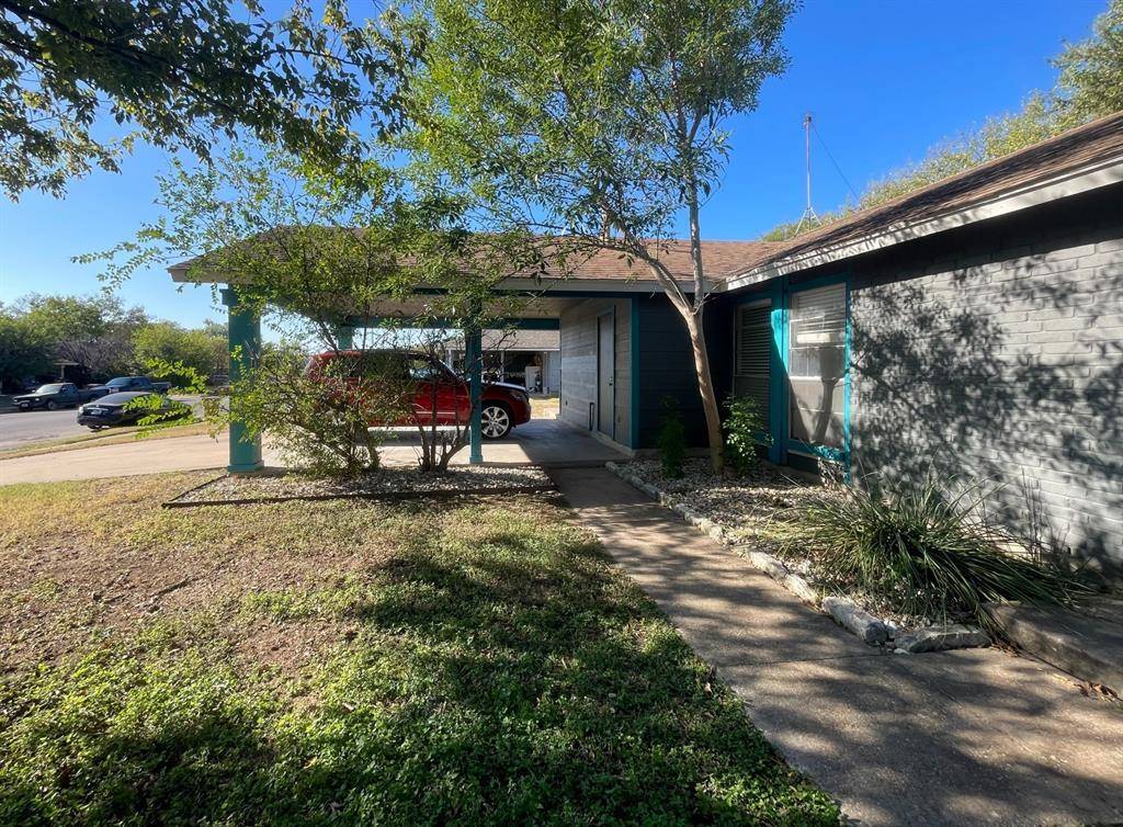 10700 Topperwein DR #B, Austin, TX 78758
