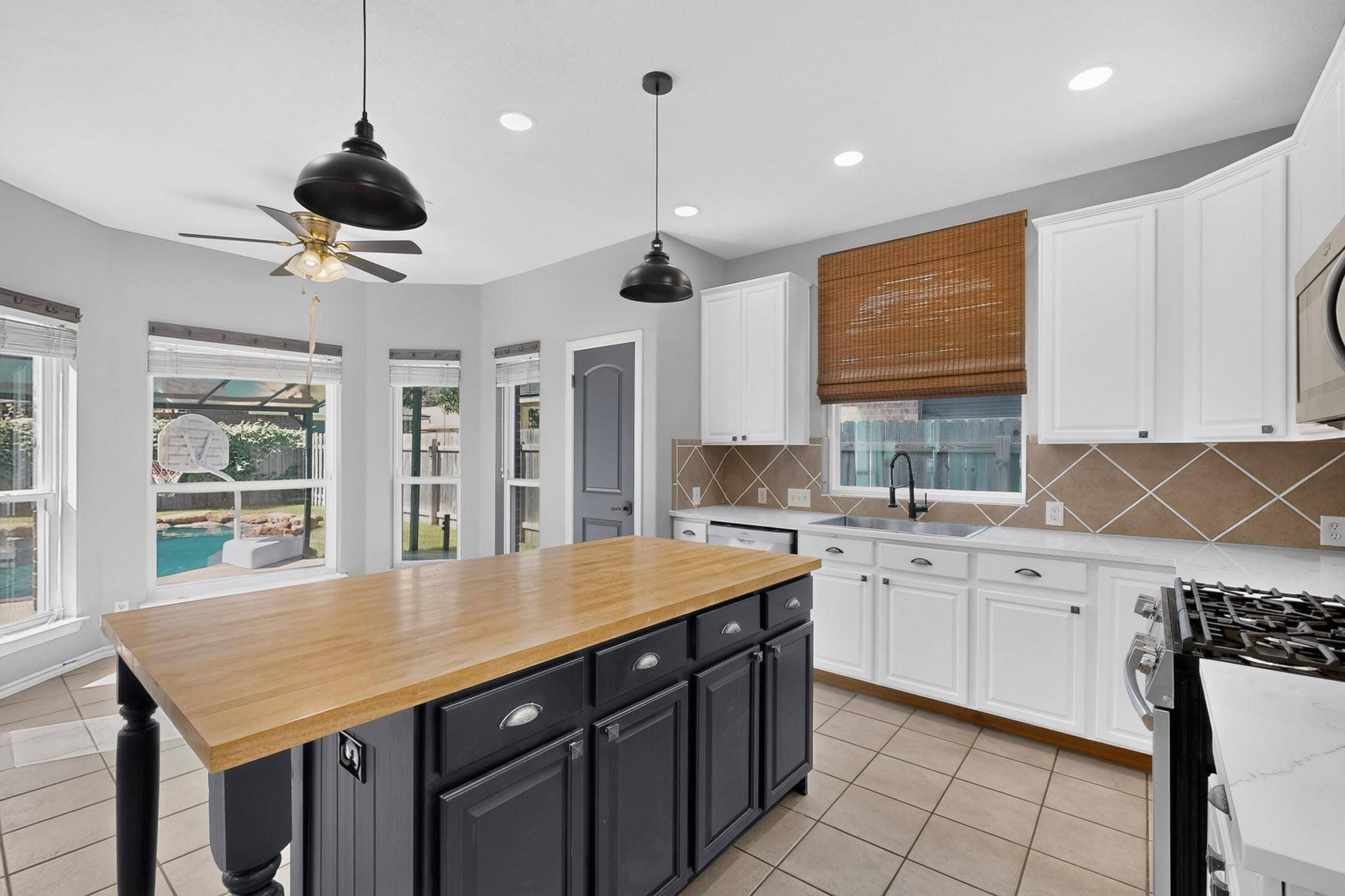 3068 Bent Tree LOOP, Round Rock, TX 78681
