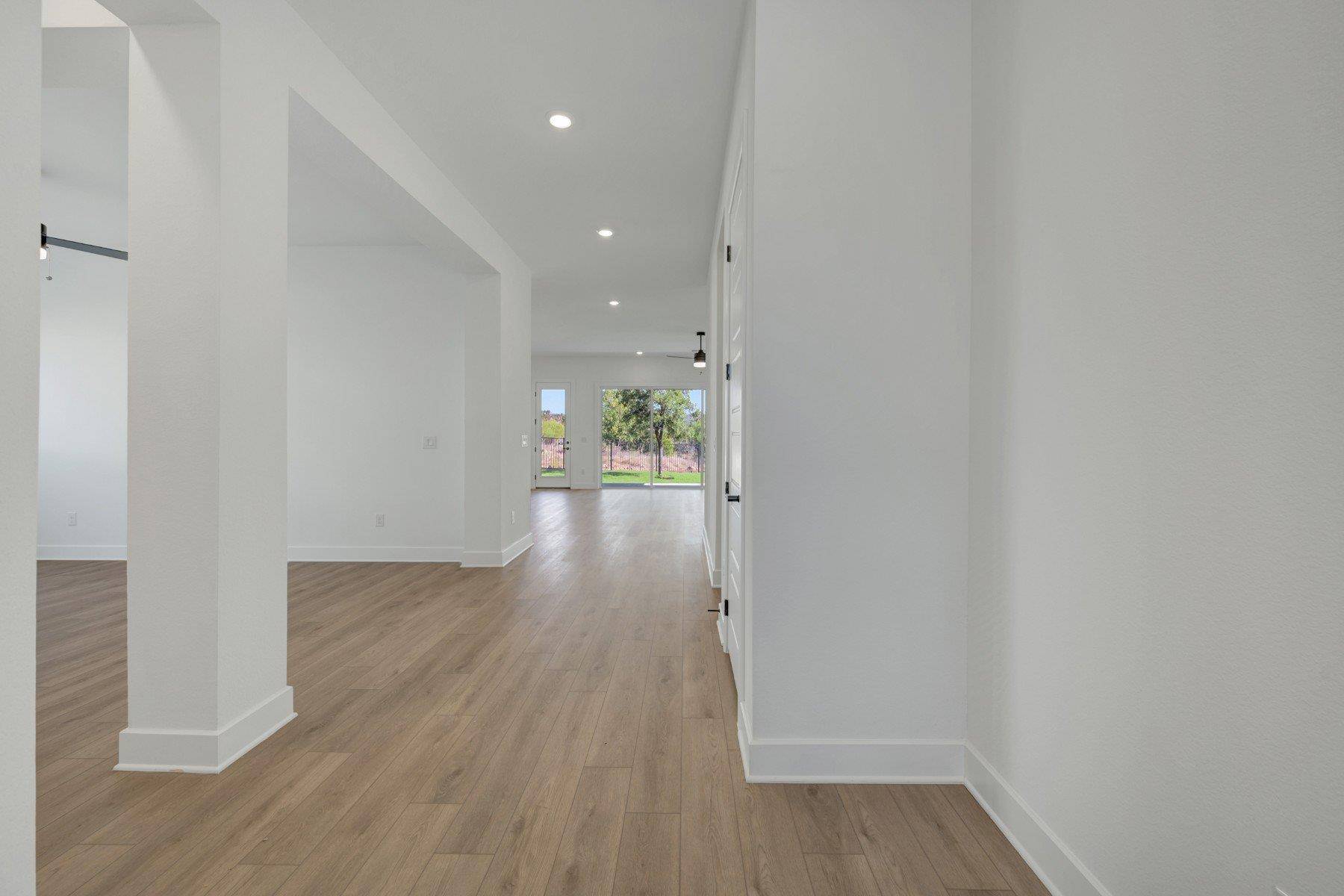 720 Teakmill TRL, San Marcos, TX 78666
