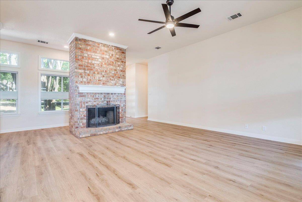 107 Copperleaf RD, Lakeway, TX 78734