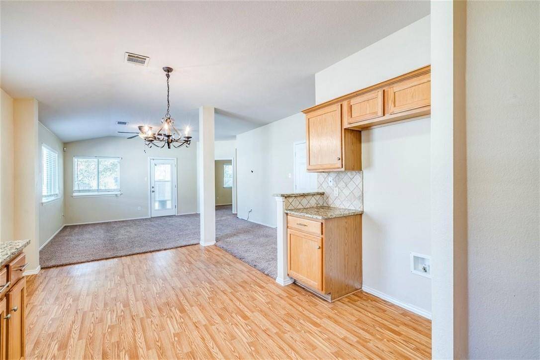 1307 Dillon Lake BND, Leander, TX 78641