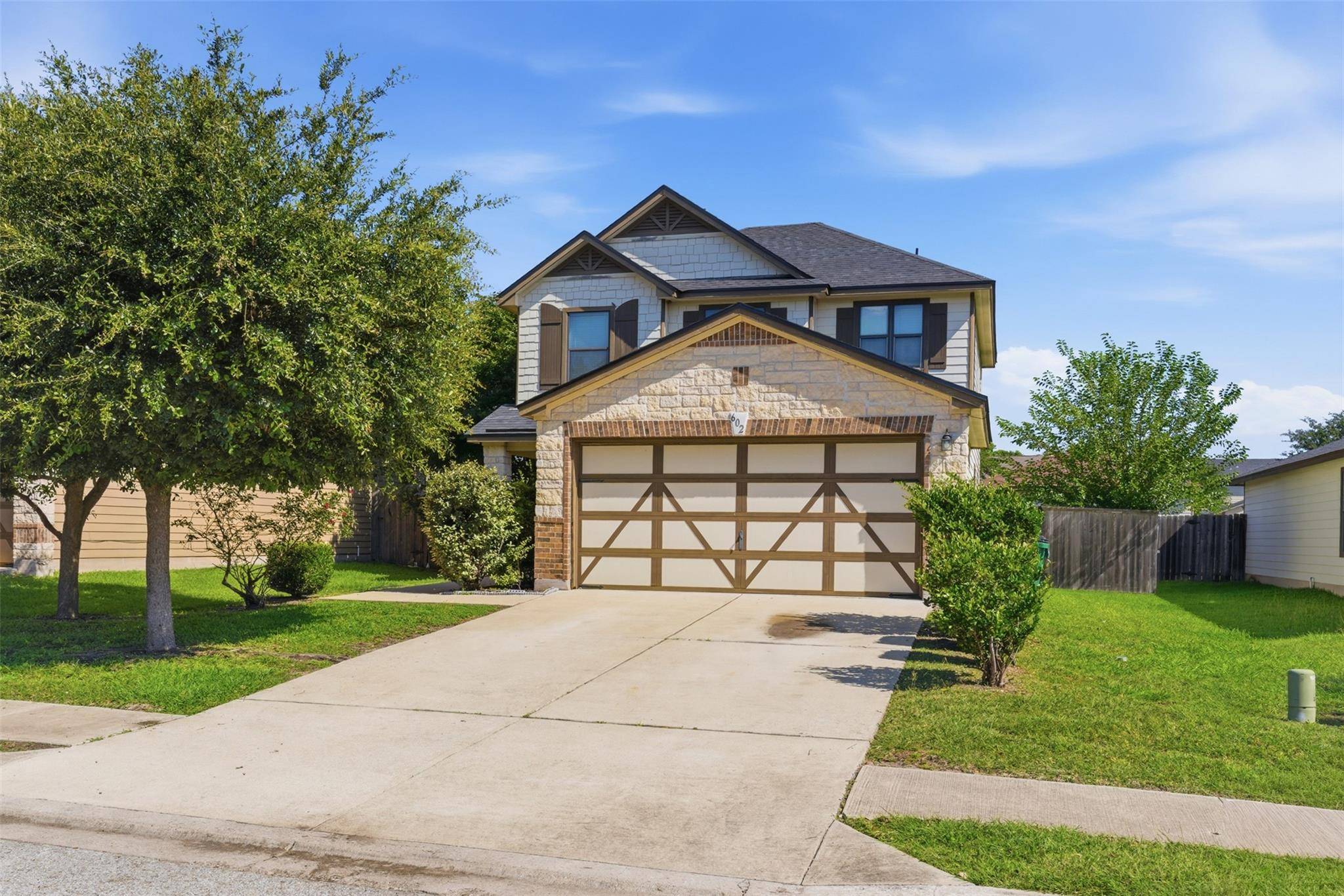 602 Yosemite TRL, Taylor, TX 76574