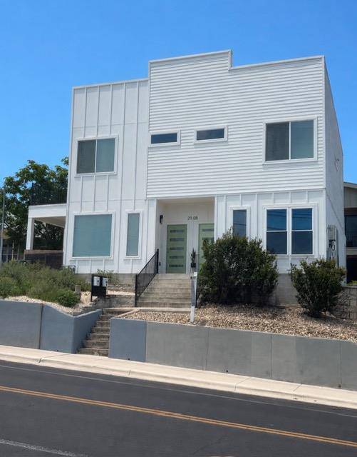 2108 Rosewood Ave #B, Austin, TX 78702