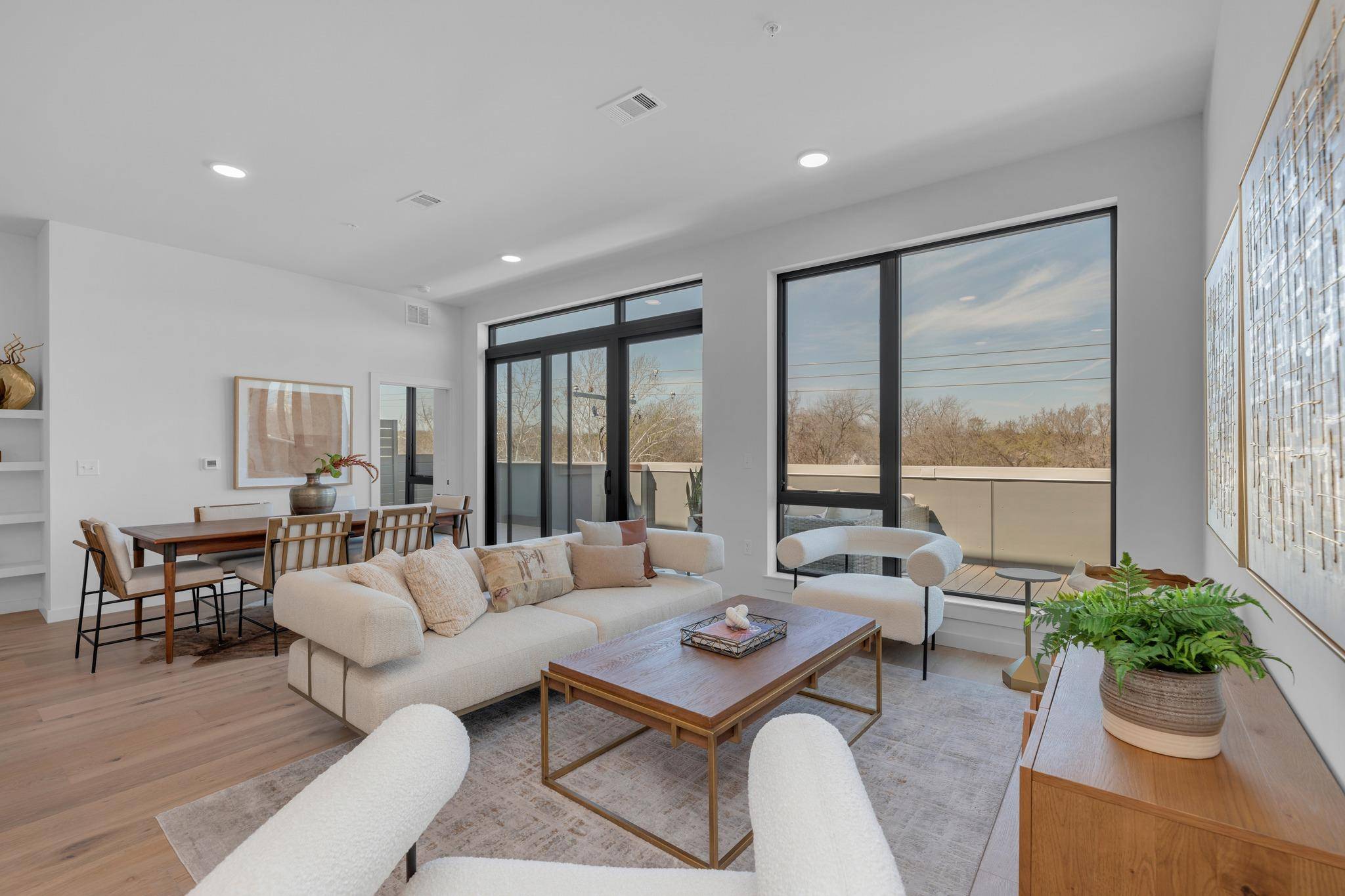 2209 S 1st ST #403, Austin, TX 78704