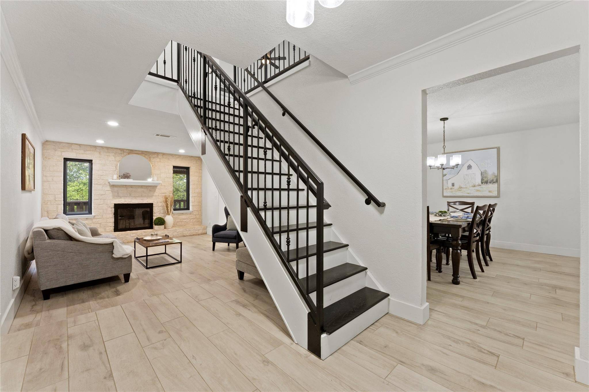 612 Canyon Rim DR, Dripping Springs, TX 78620