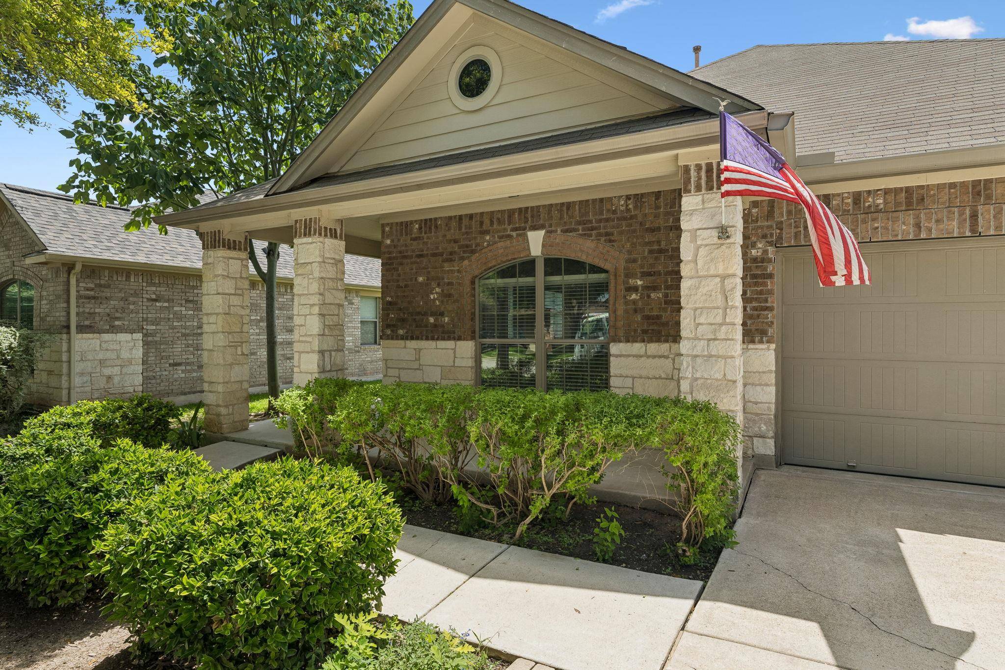 1049 Sussex WAY, Round Rock, TX 78665