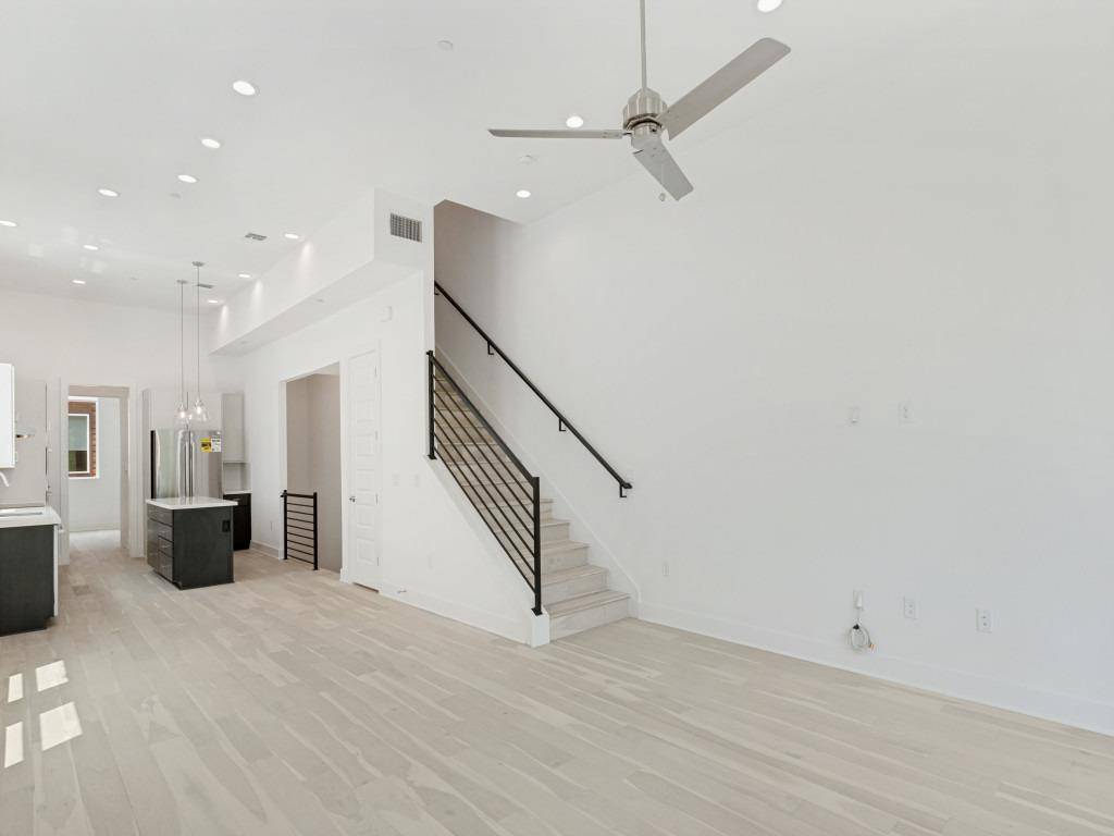 2505 Bluebonnet LN #14, Austin, TX 78704