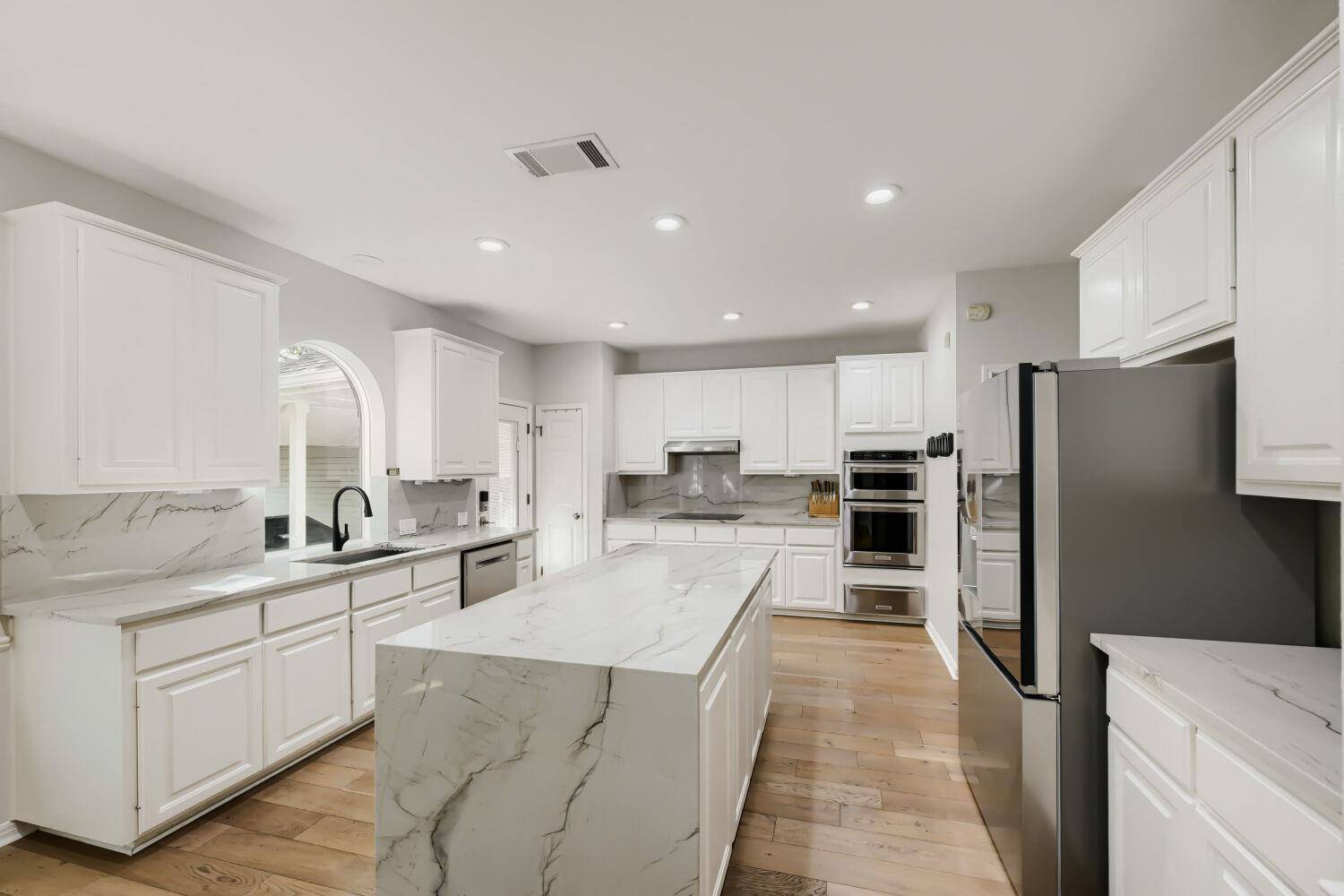 6426 Ira Ingram DR, Austin, TX 78749
