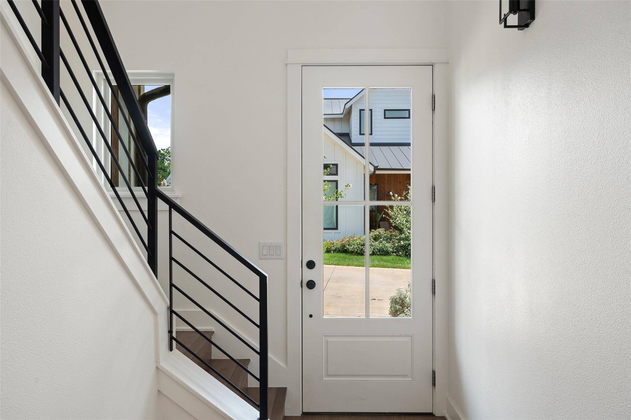 4020 Valley View RD #B, Austin, TX 78704
