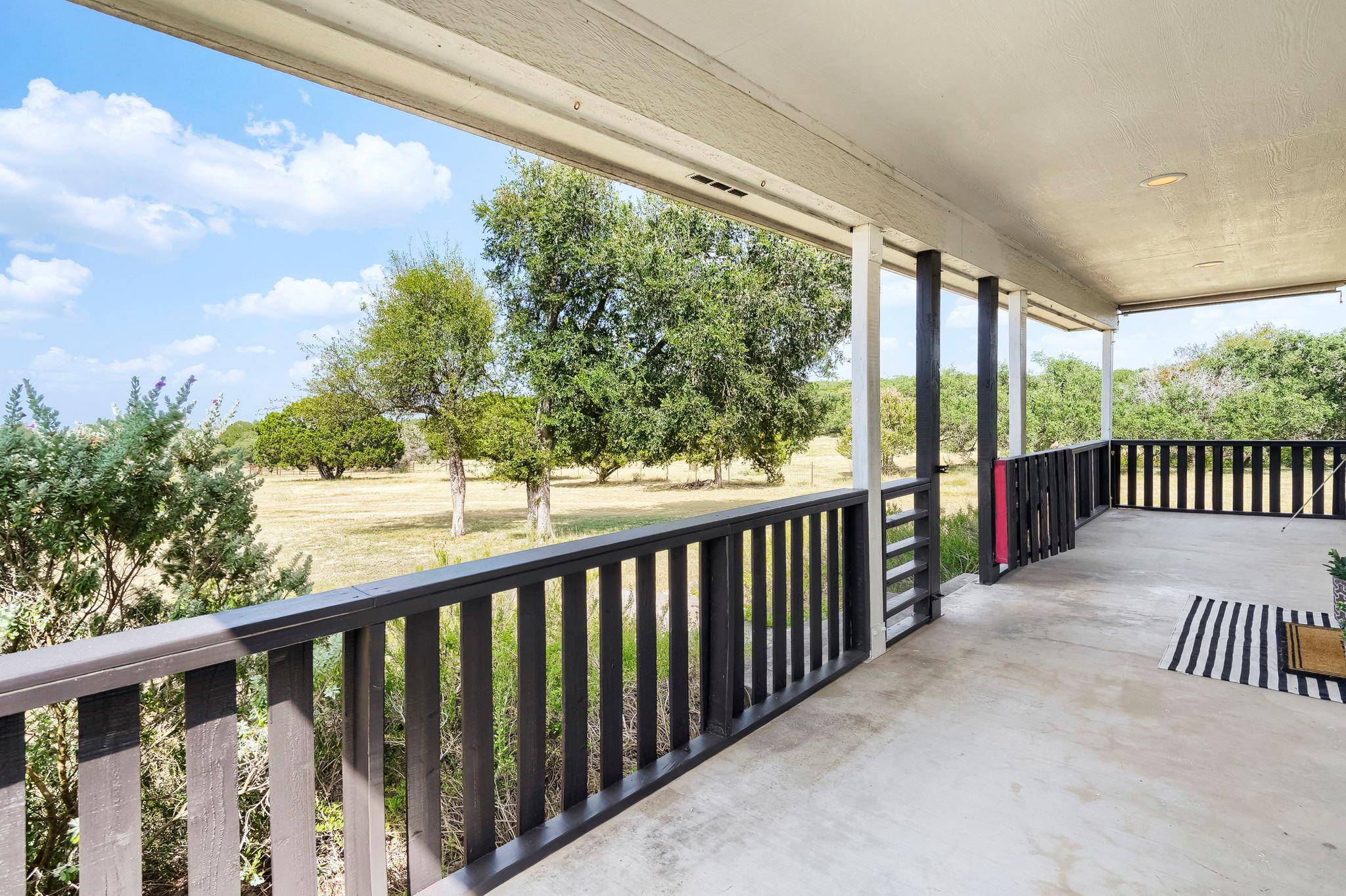 162 Arnold DR, Canyon Lake, TX 78133