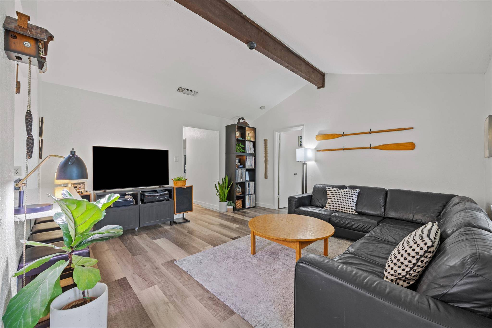 5506 S Pleasant Valley RD, Austin, TX 78744