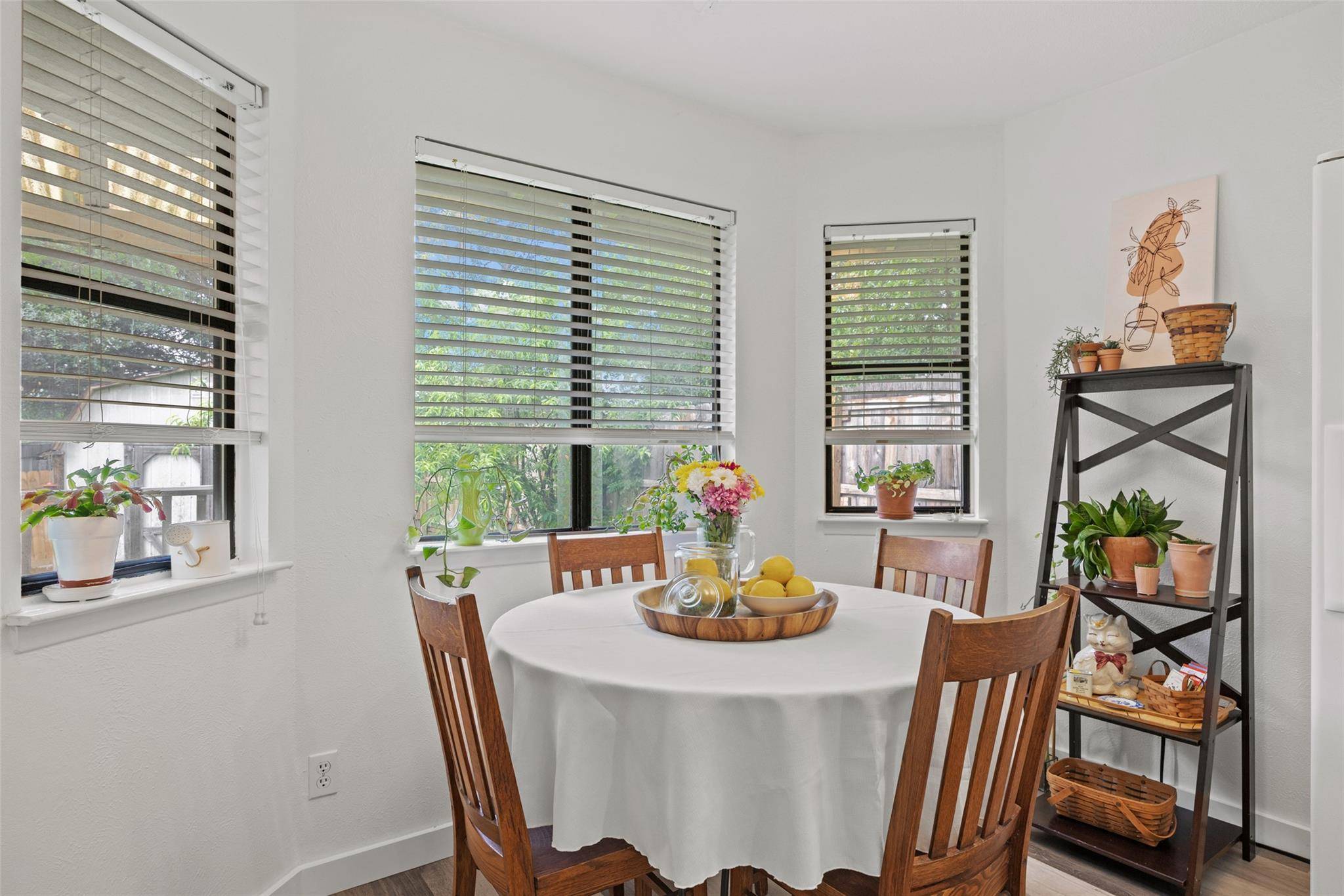 5506 S Pleasant Valley RD, Austin, TX 78744