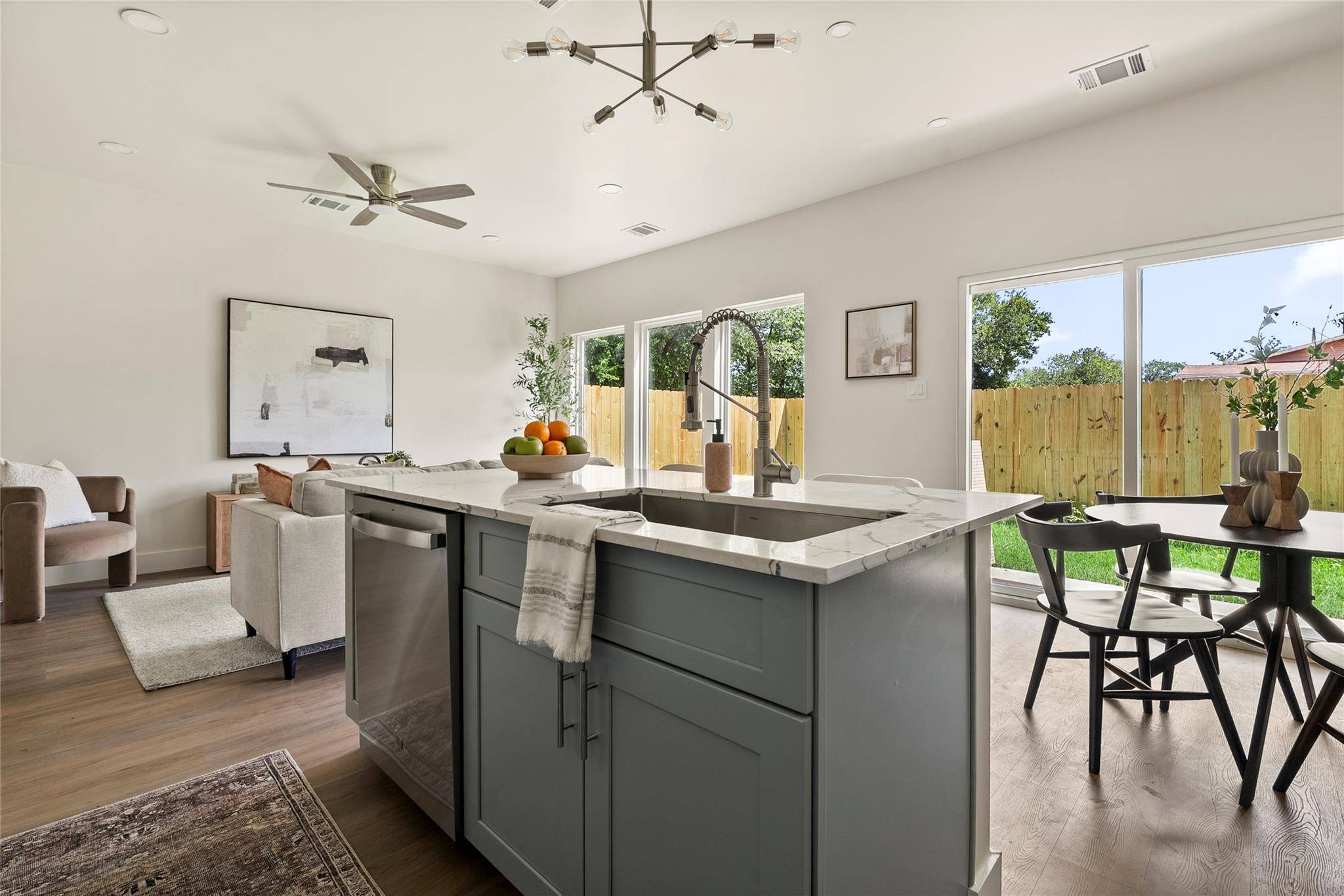 303 Hackberry LN, Austin, TX 78753