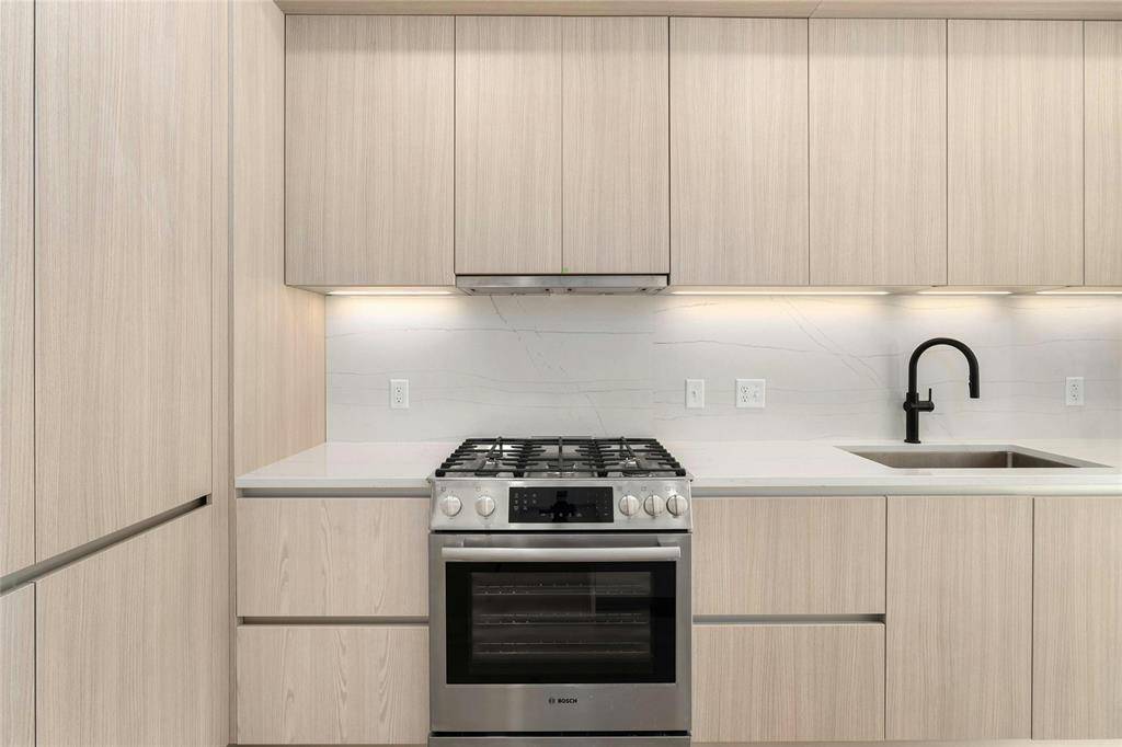 2209 S 1st ST #332, Austin, TX 78704