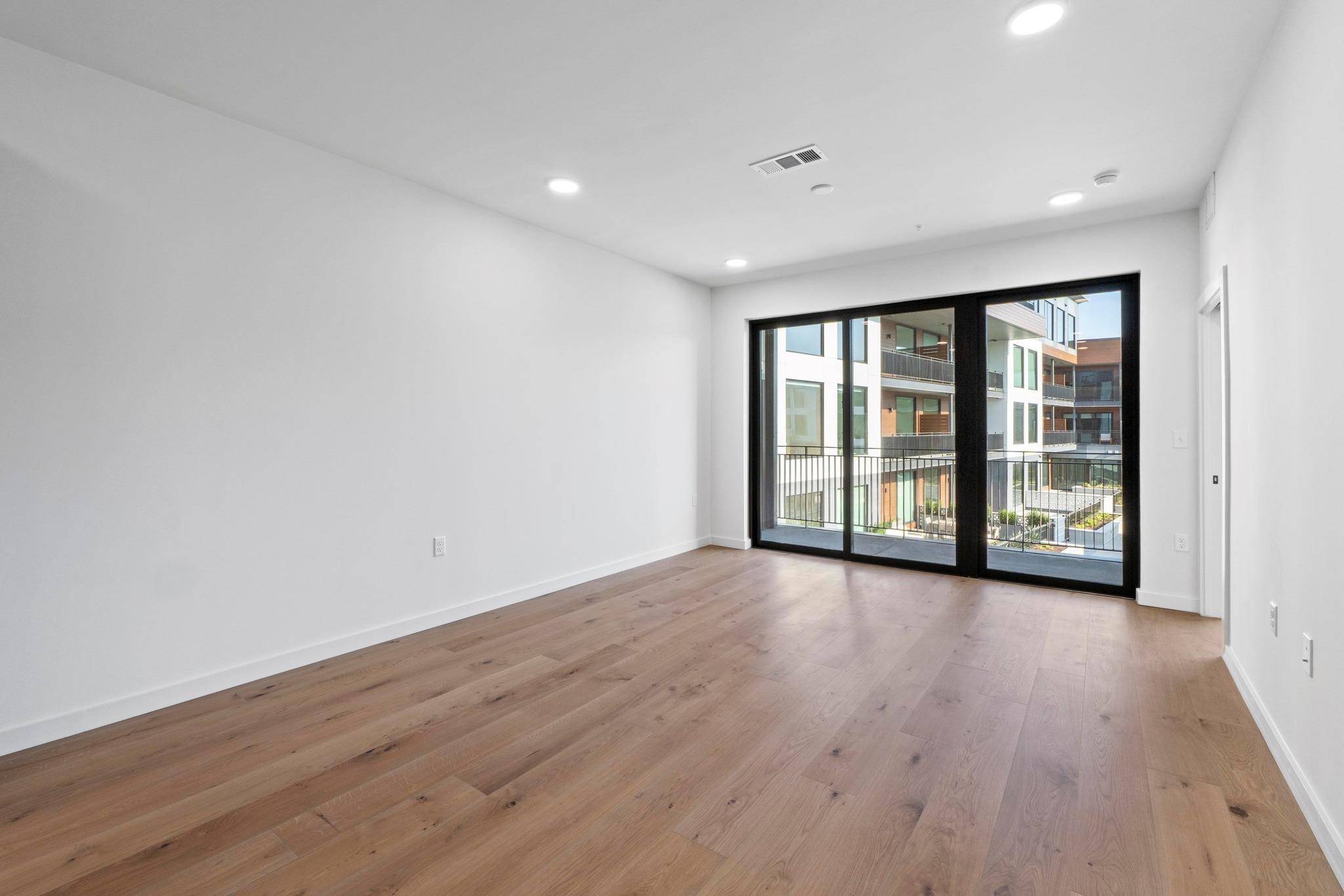 2209 S 1st ST #332, Austin, TX 78704