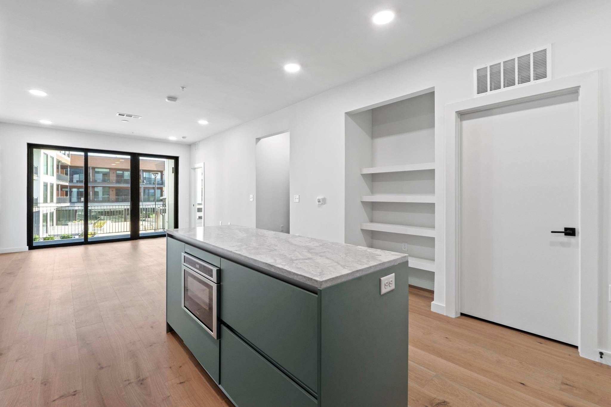 2209 S 1st ST #332, Austin, TX 78704