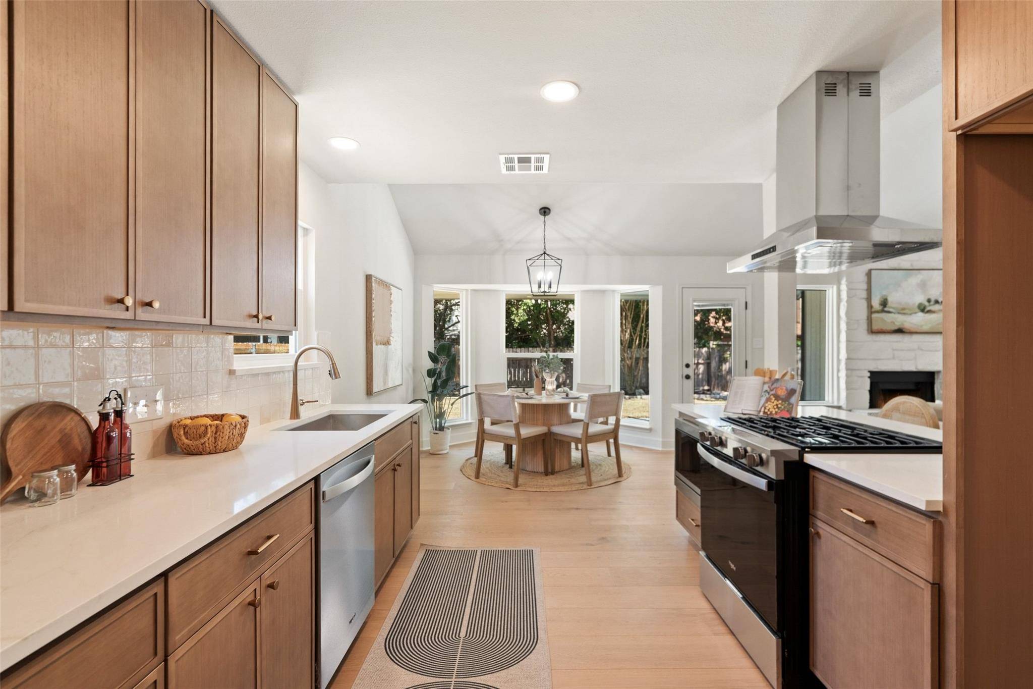 410 Oakridge PASS, Cedar Park, TX 78613
