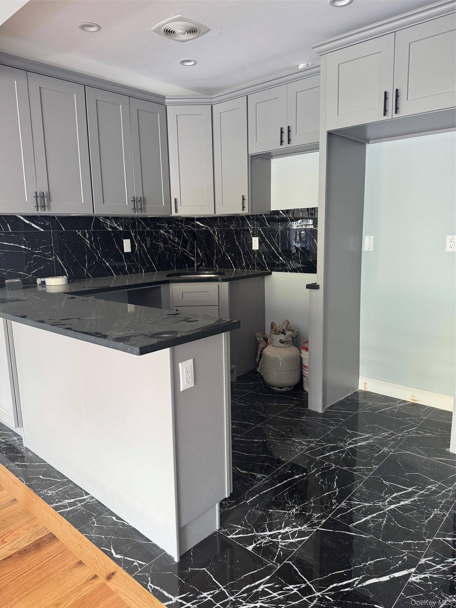 452 Glenmore AVE, Brooklyn, NY 11207