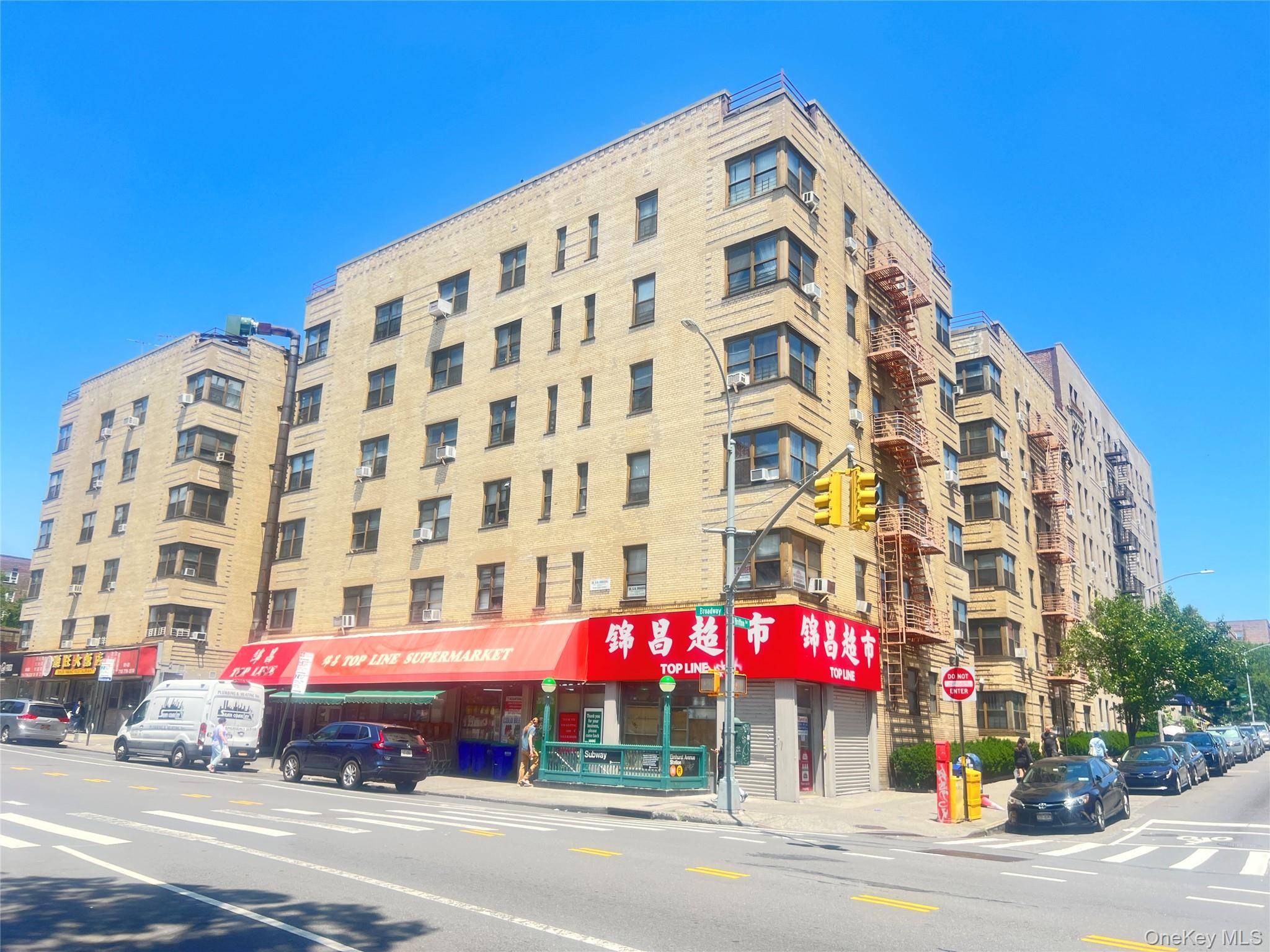 82-01 Britton AVE #5K, Elmhurst, NY 11373