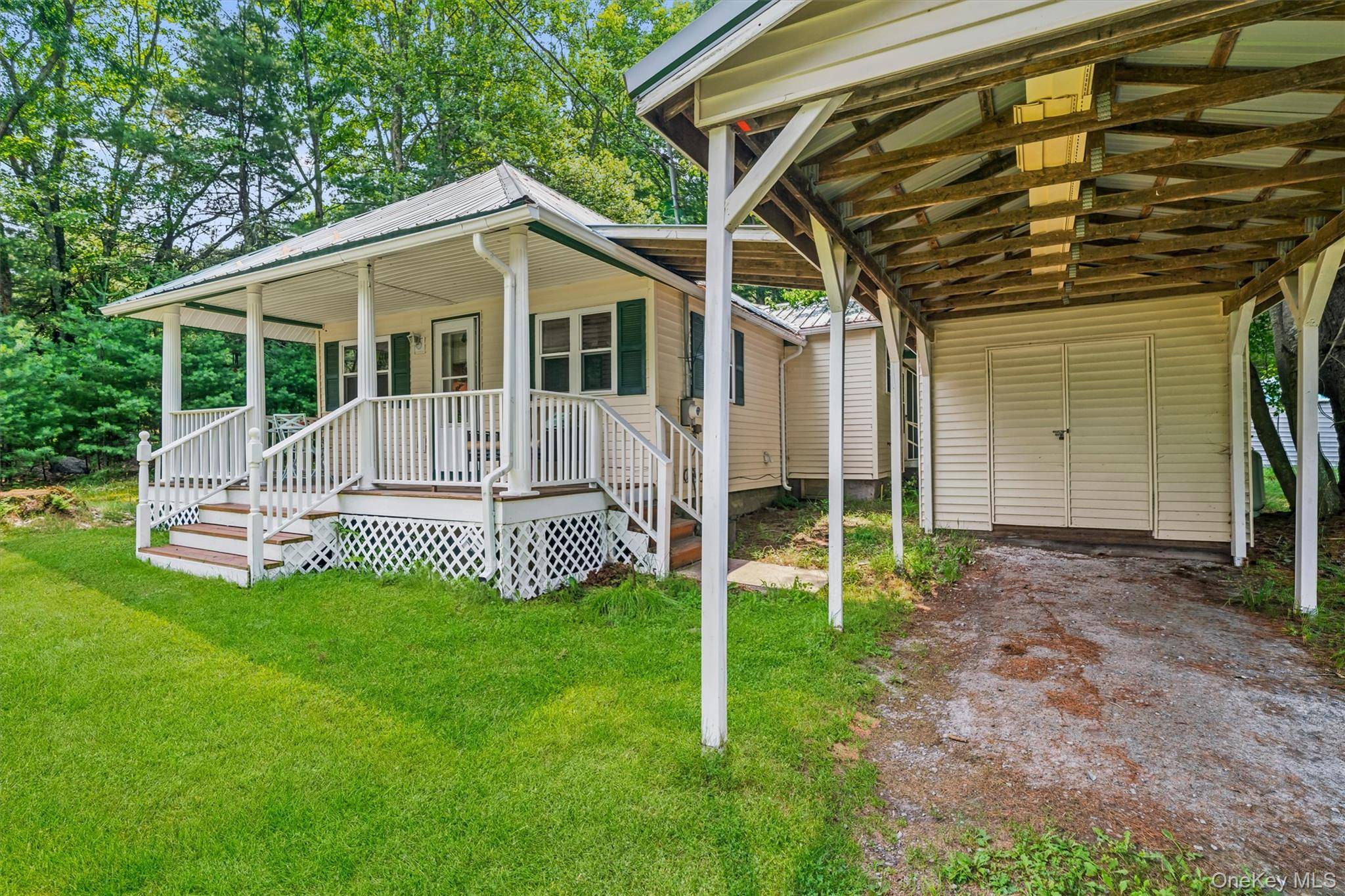 223 Yulan-Barryville RD, Barryville, NY 12719