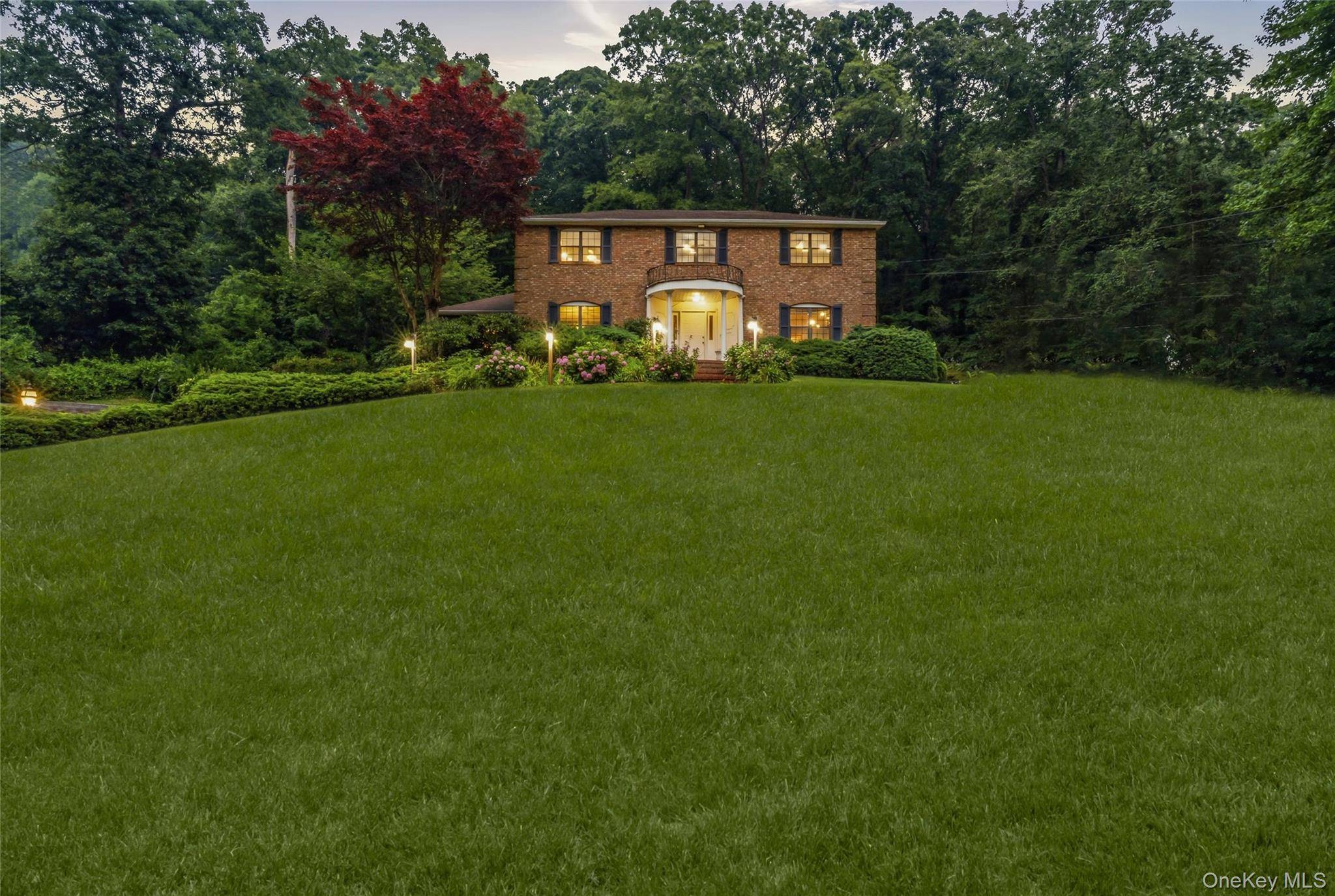 94 Bagatelle RD, Dix Hills, NY 11746