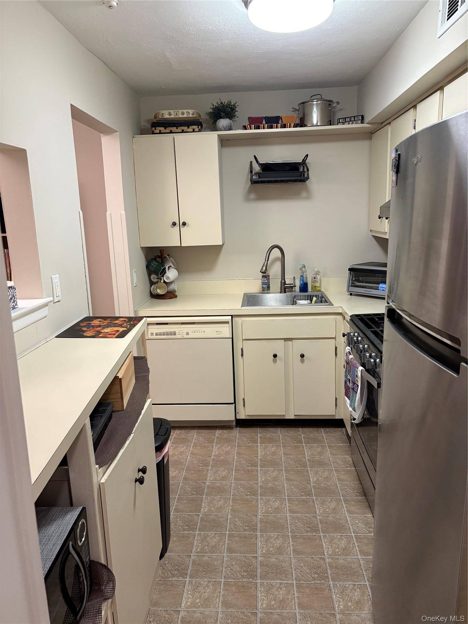 81 Rocky Point Yaphank RD #145, Rocky Point, NY 11778