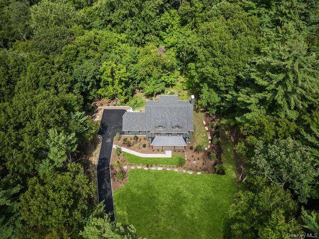 86 Old Logging RD, Bedford, NY 10506
