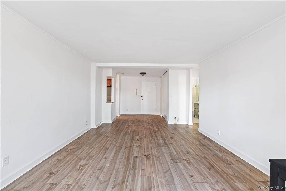 25 Franklin AVE #2O, White Plains, NY 10601