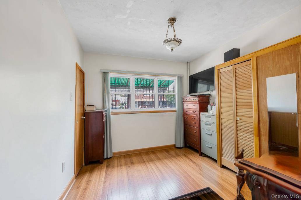 1222 E 92nd ST, Brooklyn, NY 11236