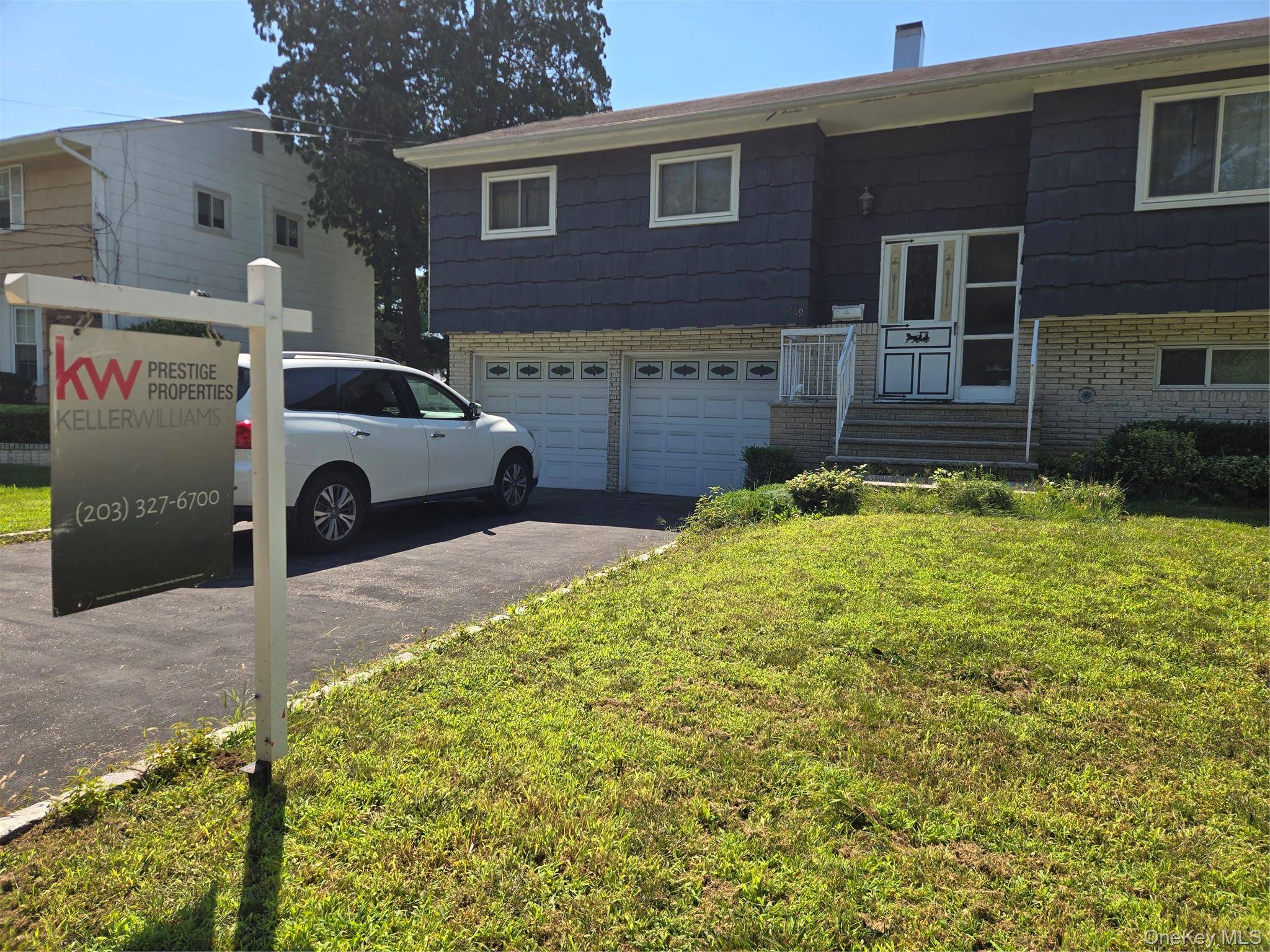 769 Iris PL, West Hempstead, NY 11552
