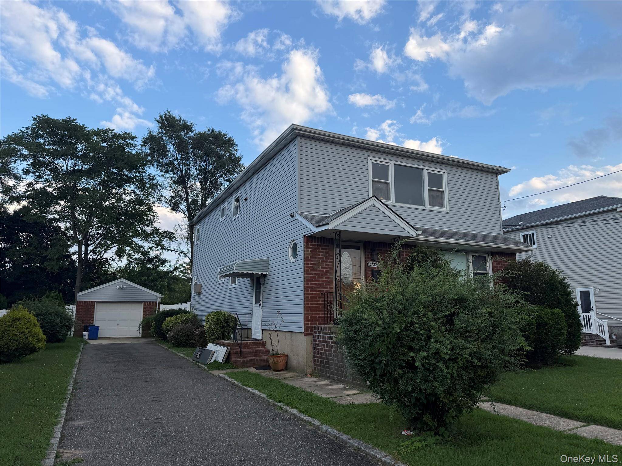 2829 Elm ST, Oceanside, NY 11572