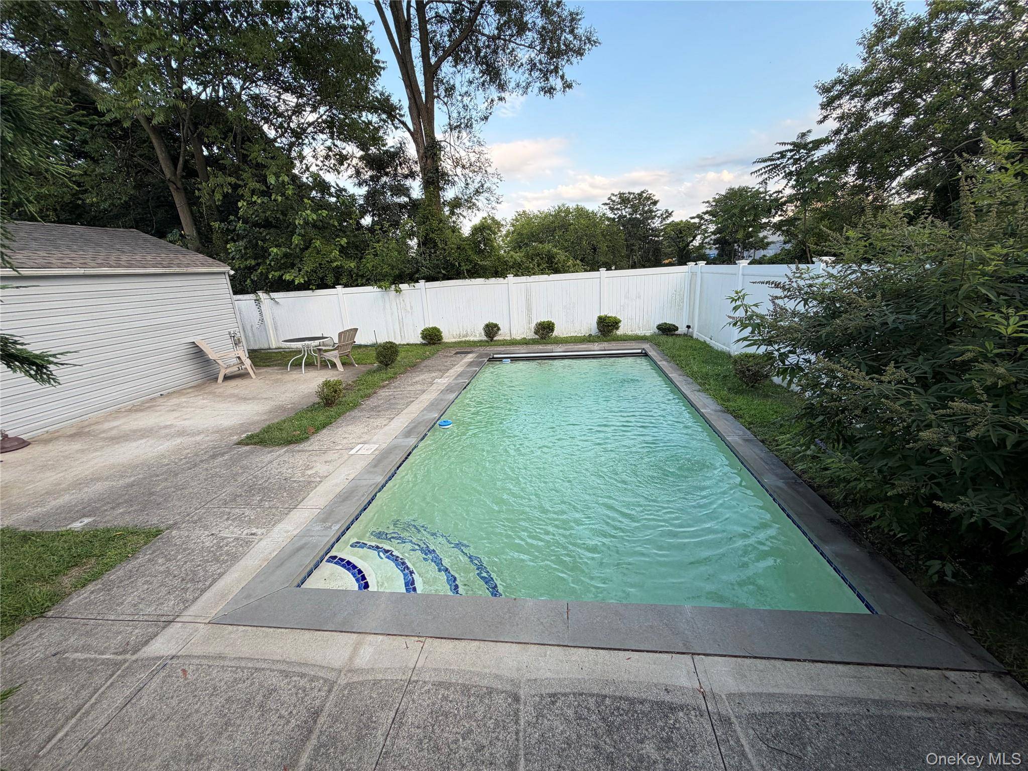 2829 Elm ST, Oceanside, NY 11572
