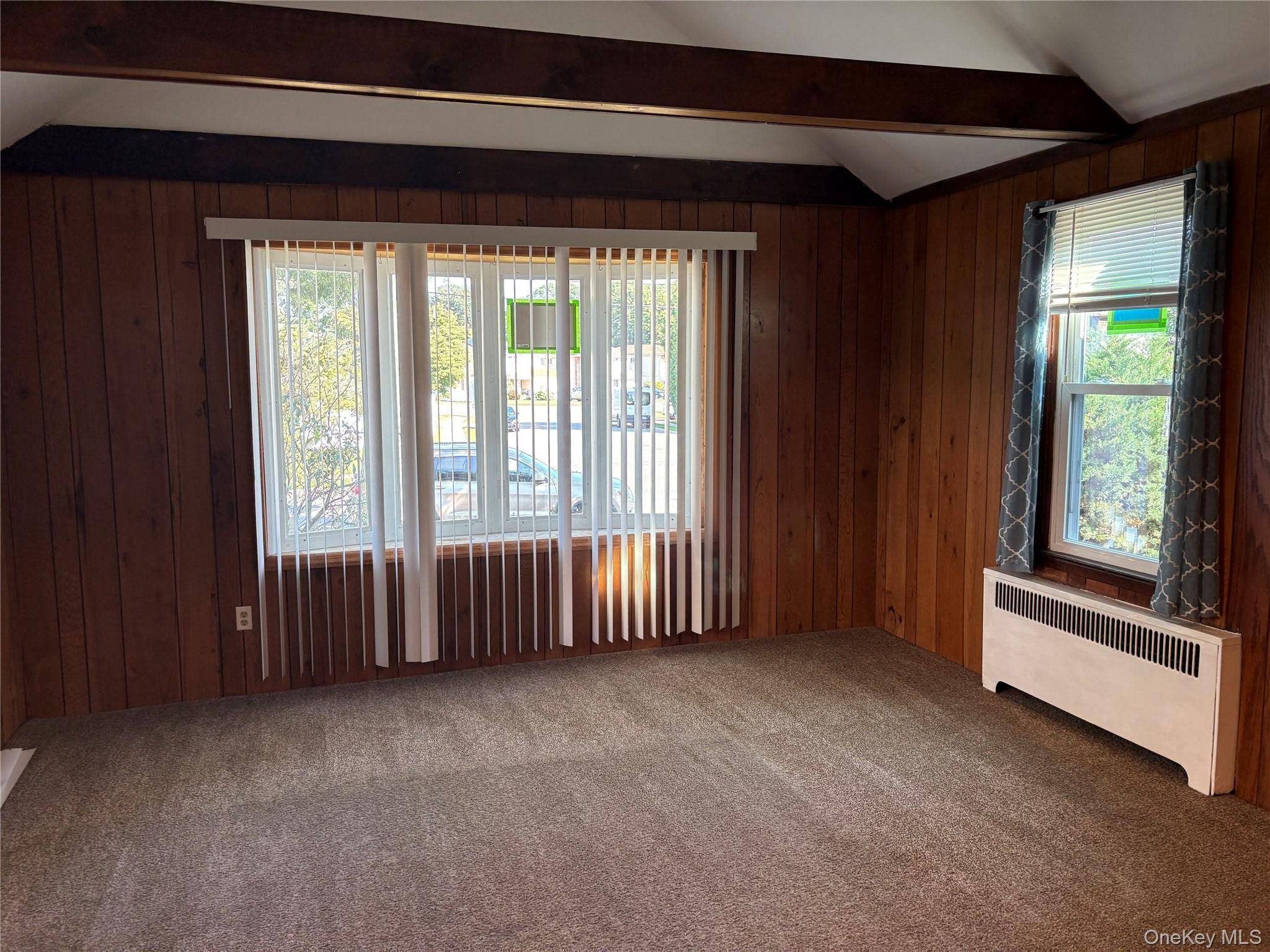 1975 Lenox AVE, East Meadow, NY 11554