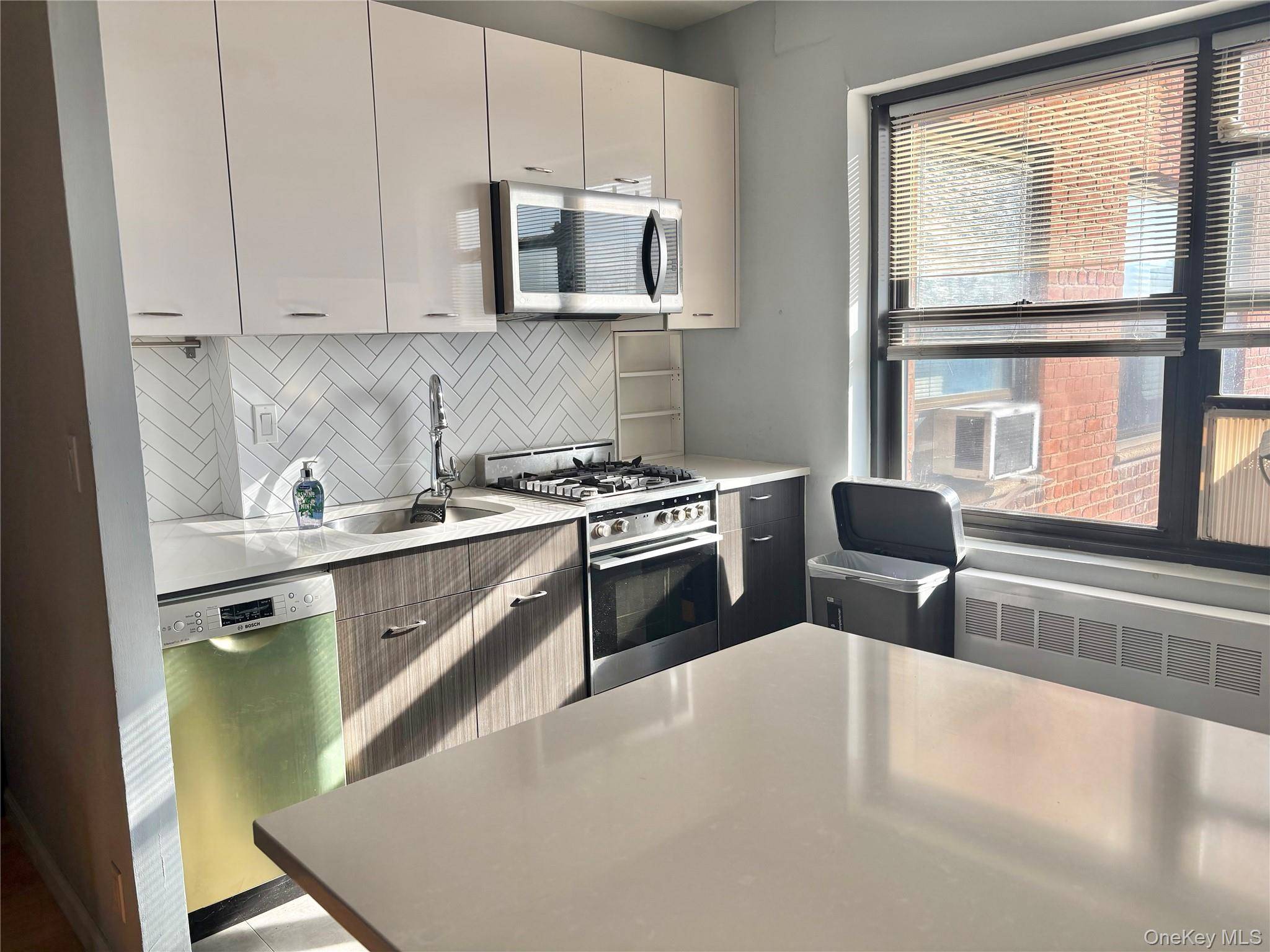 99-05 63rd Dr #11R, Rego Park, NY 11374