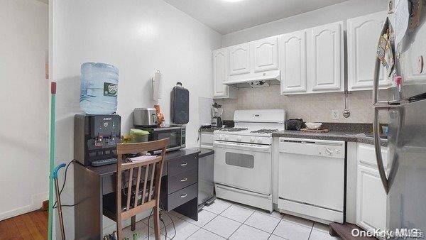 104-61 42nd AVE, Corona, NY 11368