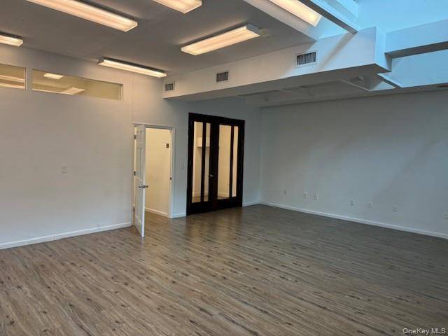 3272 Steinway Street #B-02, Astoria, NY 11103
