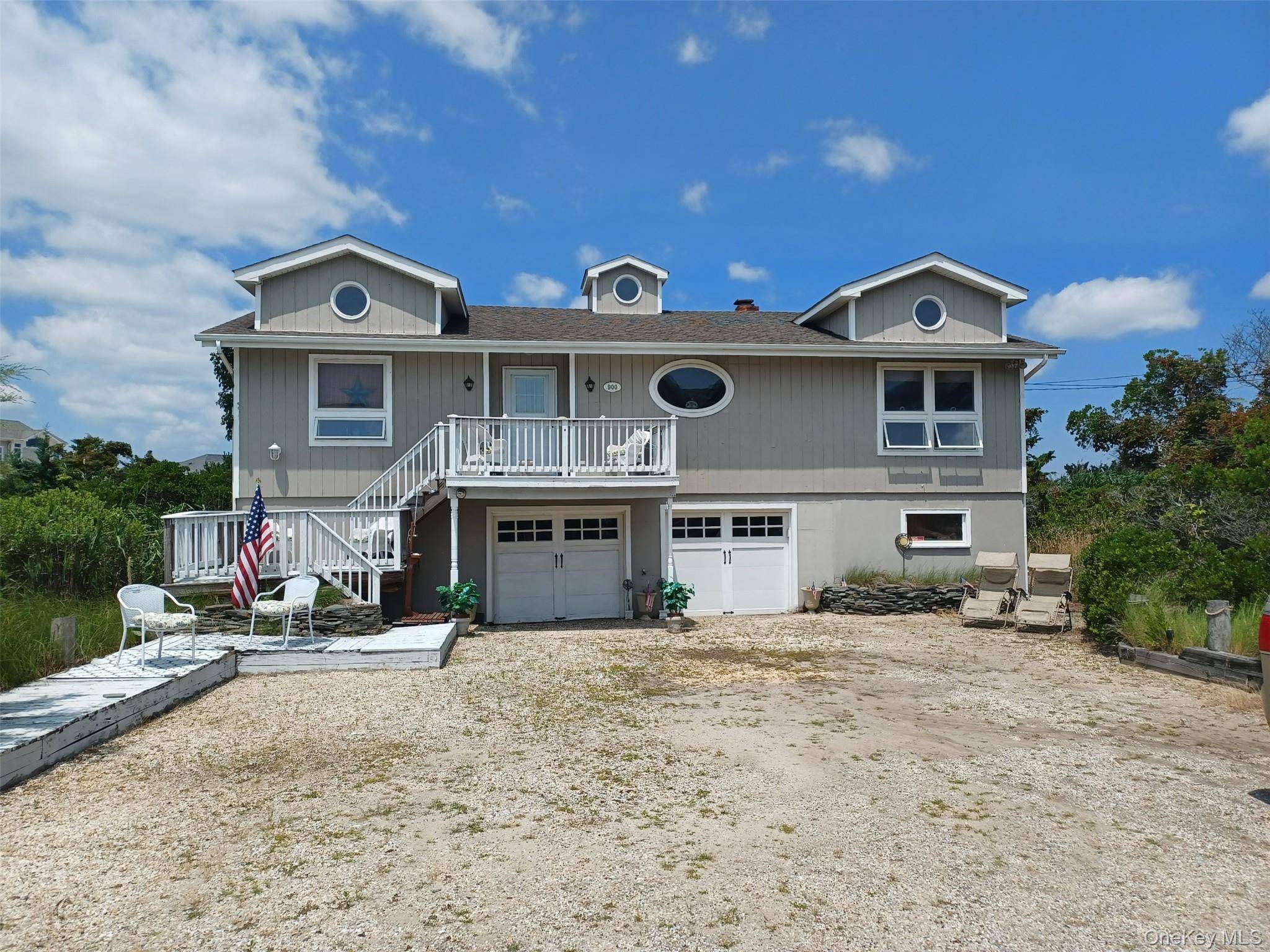 900 Dune RD, Westhampton Beach, NY 11978