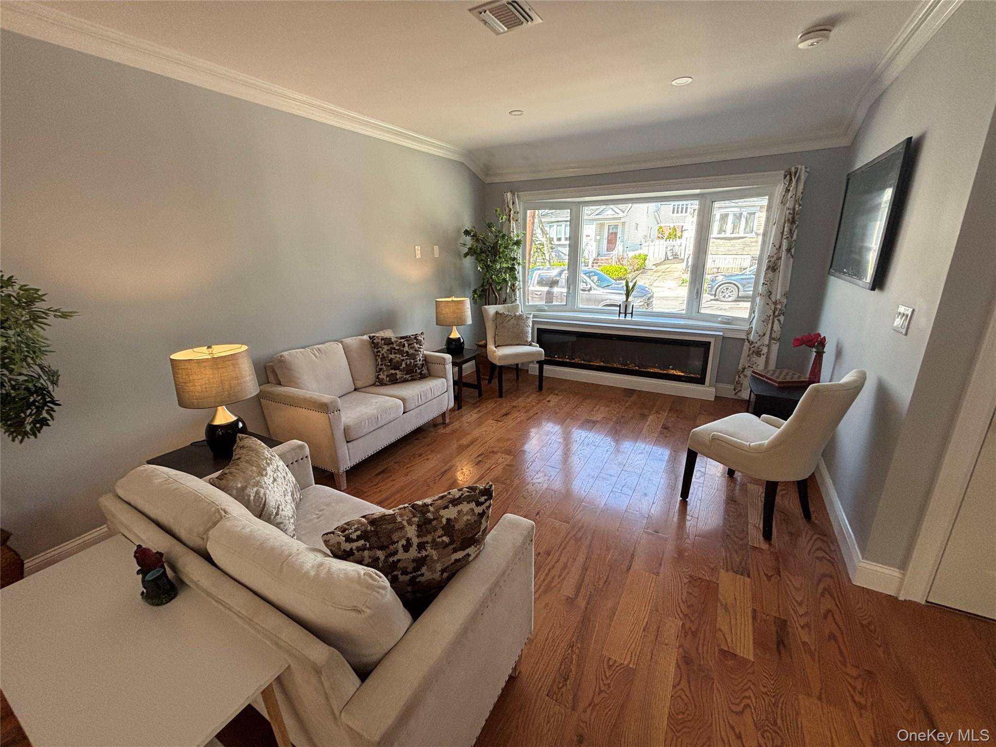 146-26 20th RD, Whitestone, NY 11357