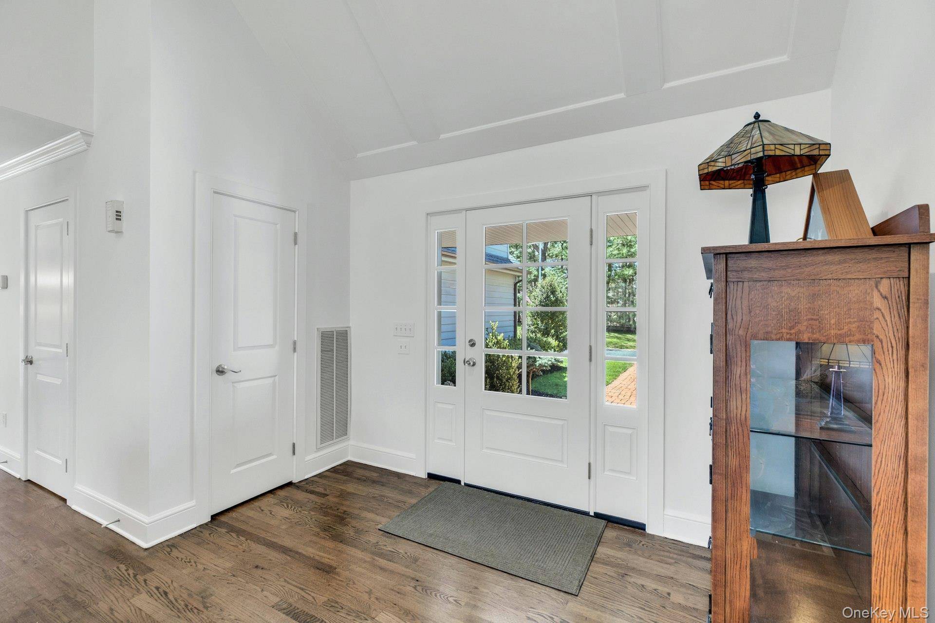 3 Quail RUN, Hampton Bays, NY 11946