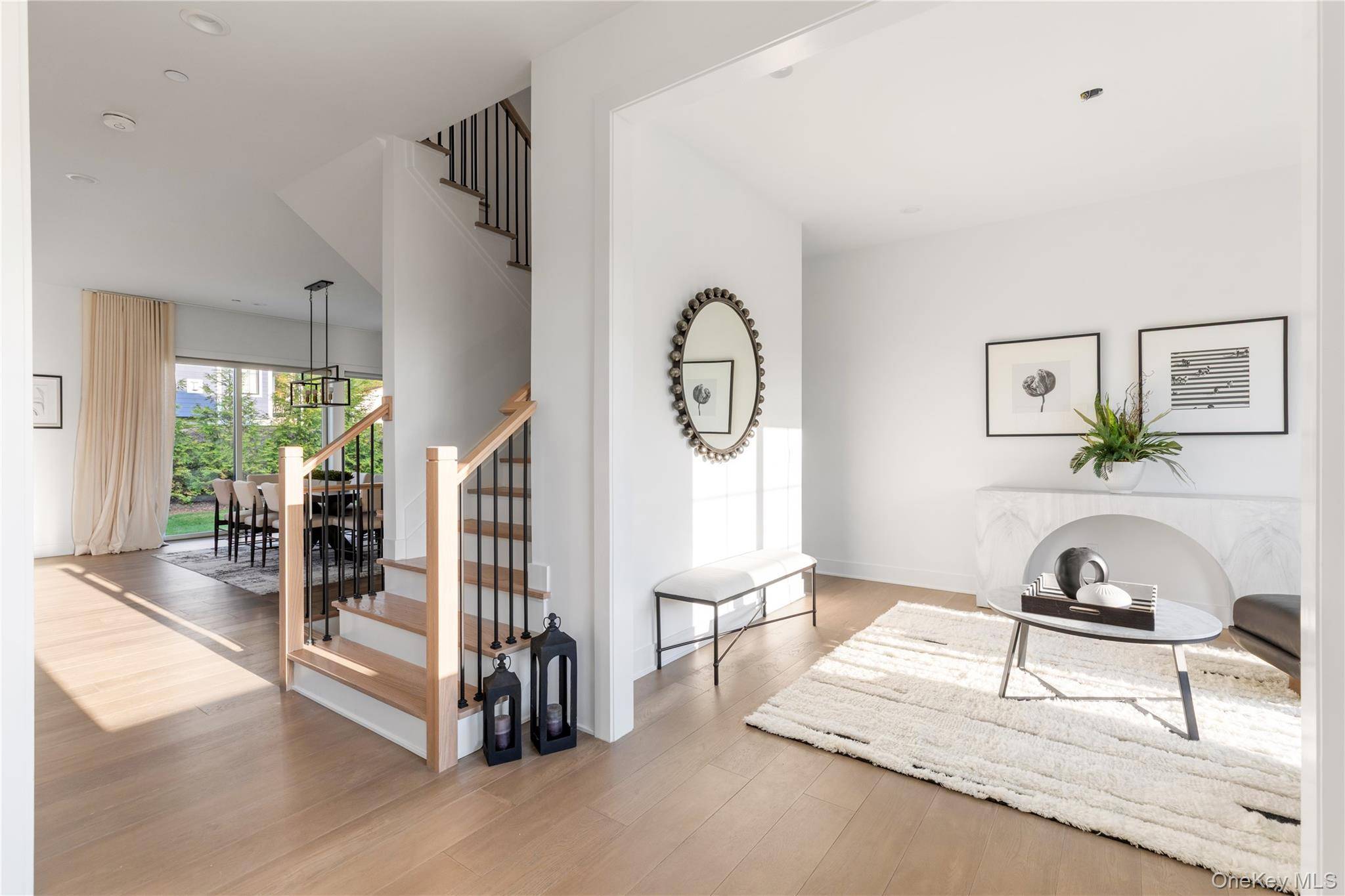 1 Sequoia CIR, Manhasset, NY 11030