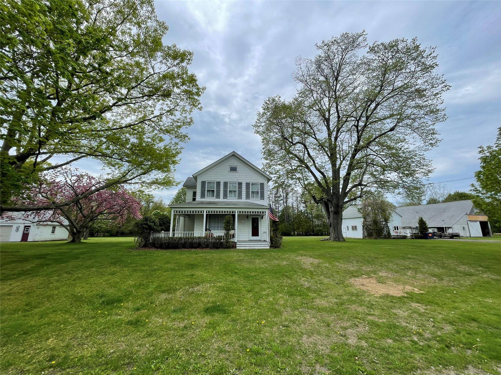 2055 Boisseau AVE, Southold, NY 11971
