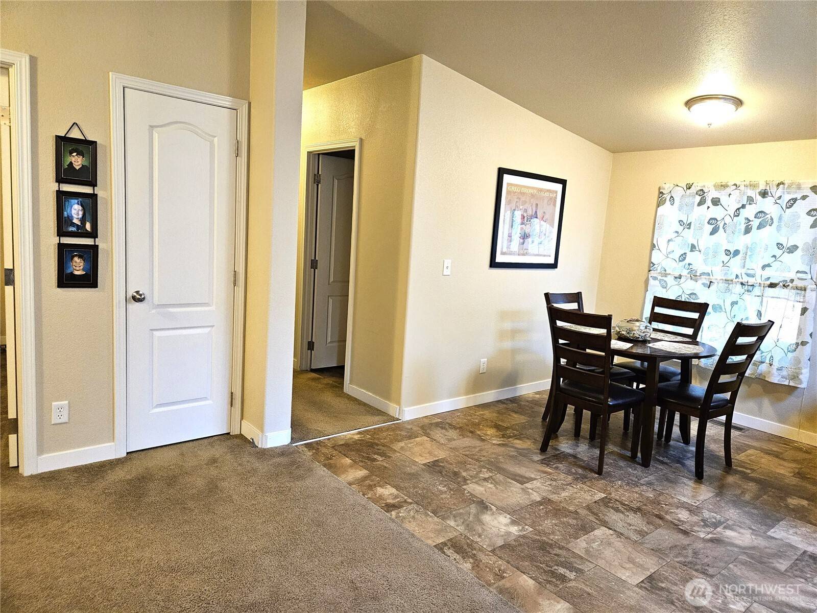 4515 176th ST SW #1, Lynnwood, WA 98037