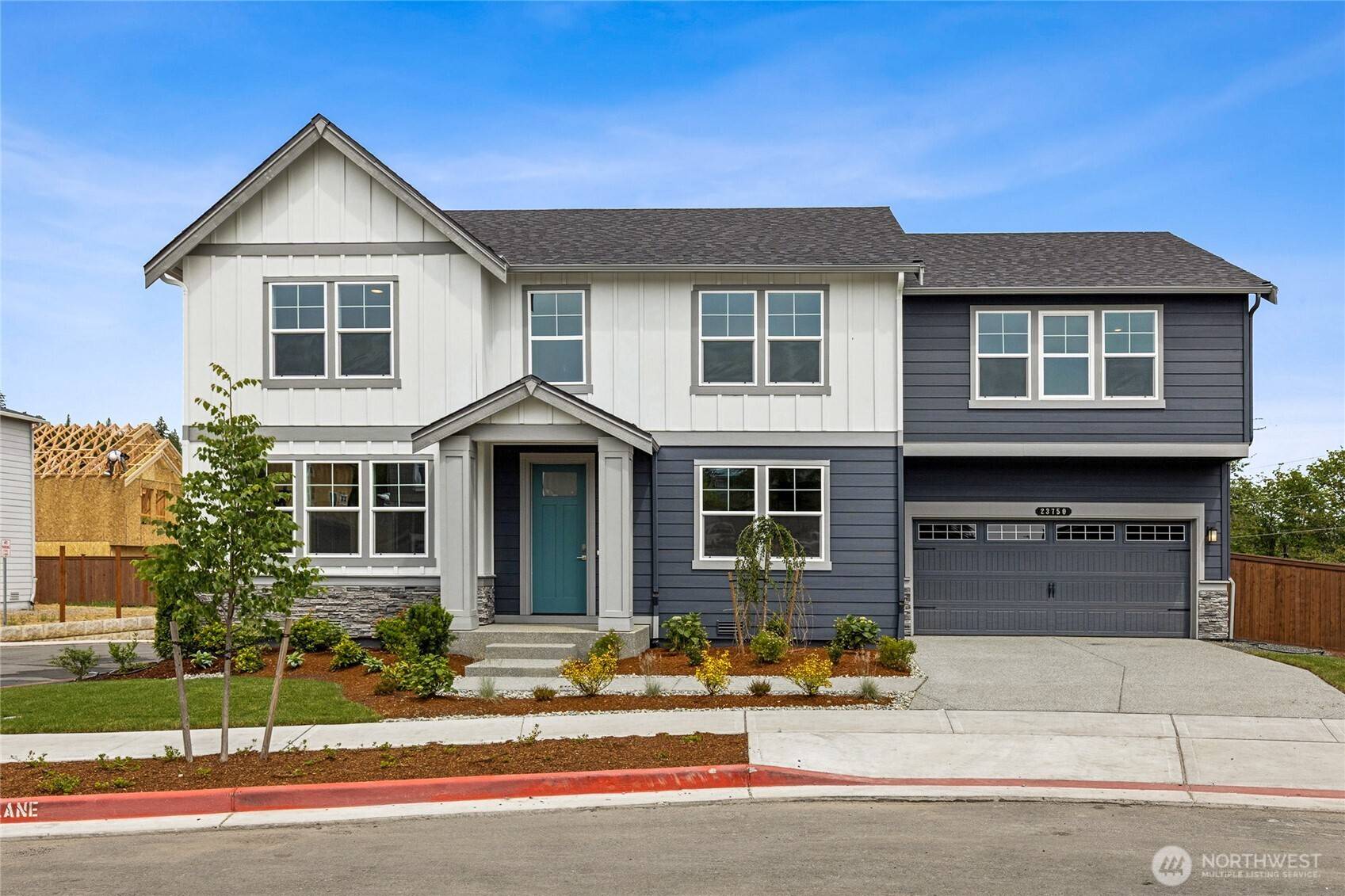23750 SE 49th ST #6, Issaquah, WA 98029