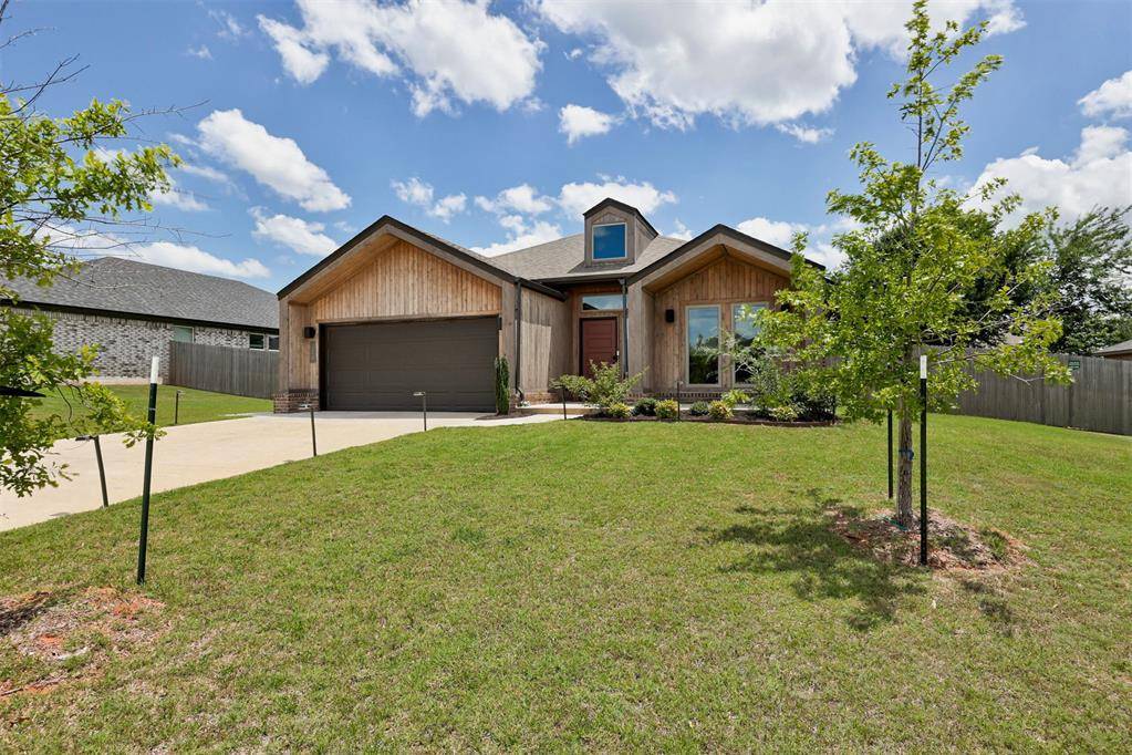 324 Megan CT, Blanchard, OK 73010