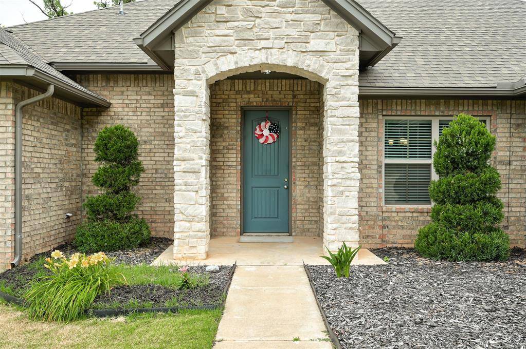 8720 Tall Oaks DR, Guthrie, OK 73044